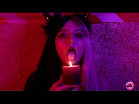 ❤️ Blowjob angerddol o Sexy Succubus gyda Chyflawniad Genau ️ Porn porno super wrthon ni