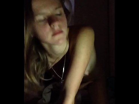 ❤️ Mae merch yn masturbates a cums ️ Porn porno super wrthon ni